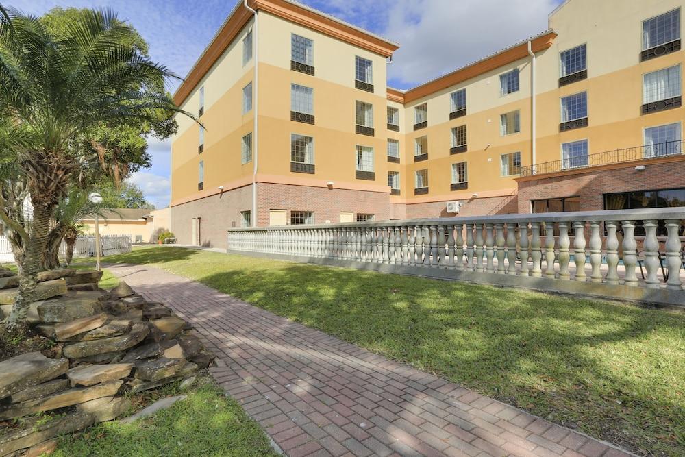 Country Inn & Suites By Radisson, Rj Stadium - Tampa Airport East Exterior foto